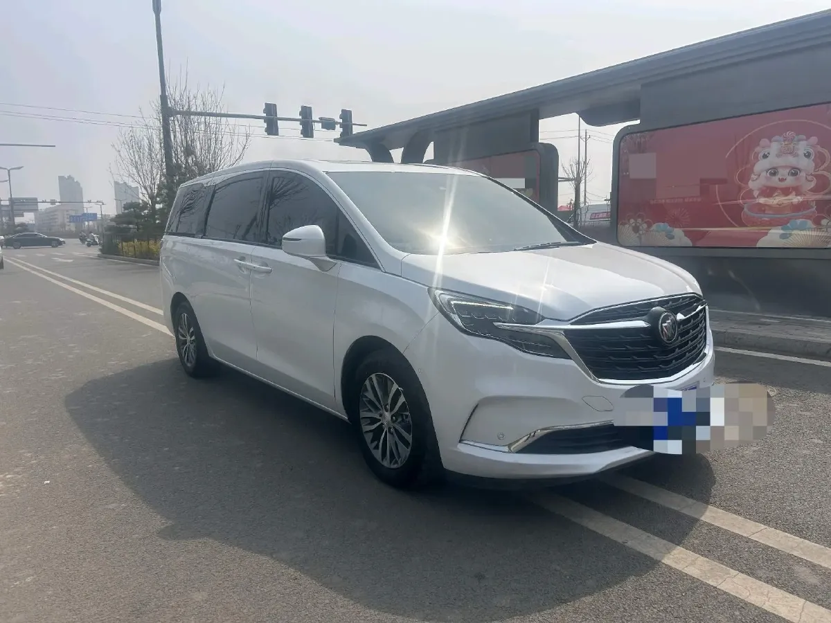 2022 Buick GL8 2.0T 237HP L4 9AT,autocango,china used car exporter,china ev exporter,chinese used car exporter,chinese used ev exporter