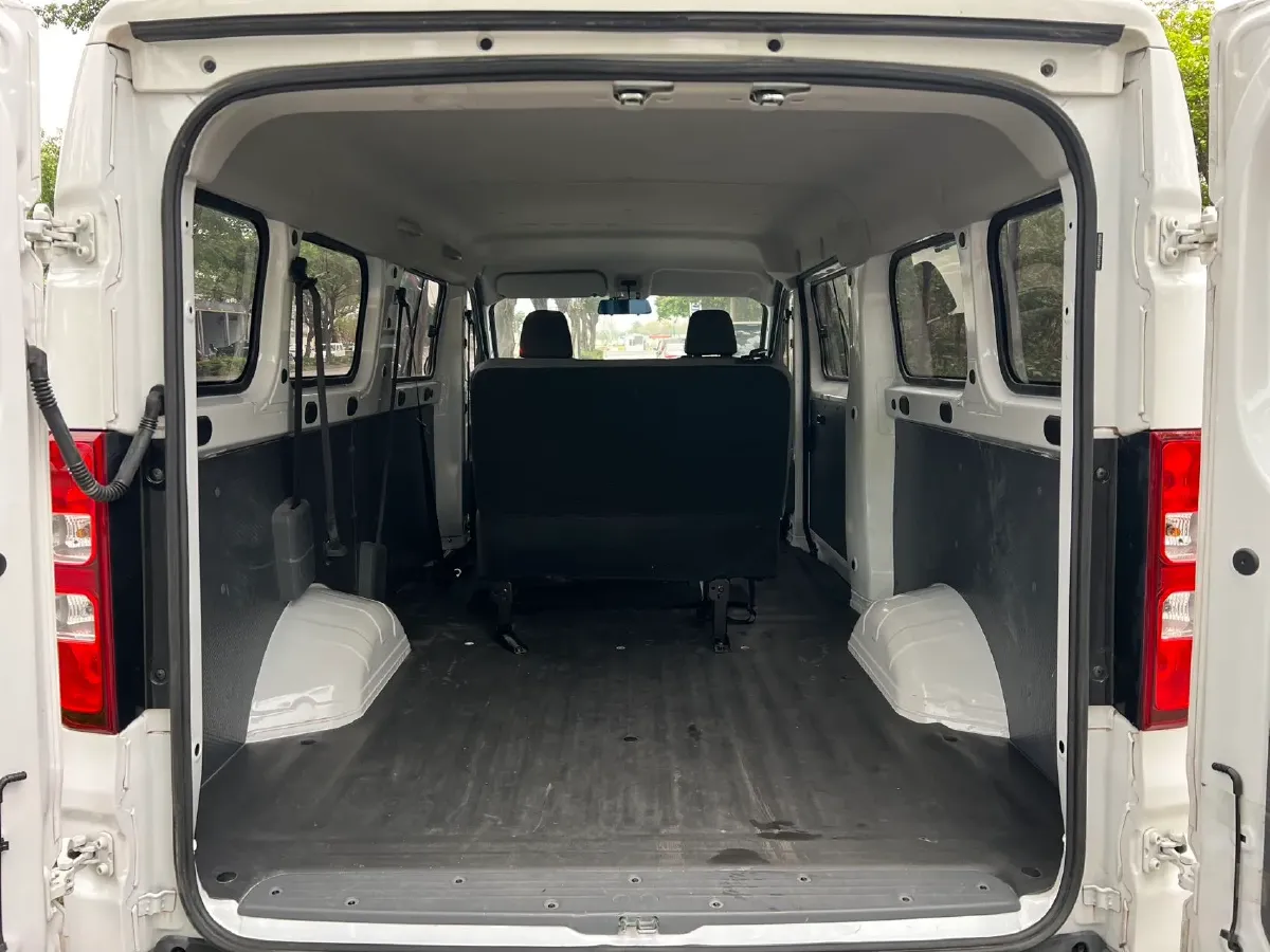 2024 WuLing YangGuang BEV 41.9KWH,autocango,china used car exporter,china ev exporter,chinese used car exporter,chinese used ev exporter