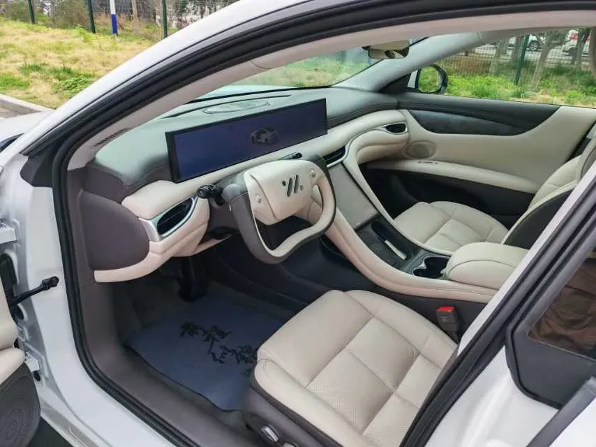 2024 IM L6 BEV 75KWH,autocango,china used car exporter,china ev exporter,chinese used car exporter,chinese used ev exporter