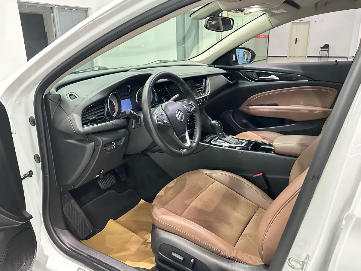 2019 Buick Regal 1.5T 170HP L4 9AT,autocango,china used car exporter,china ev exporter,chinese used car exporter,chinese used ev exporter