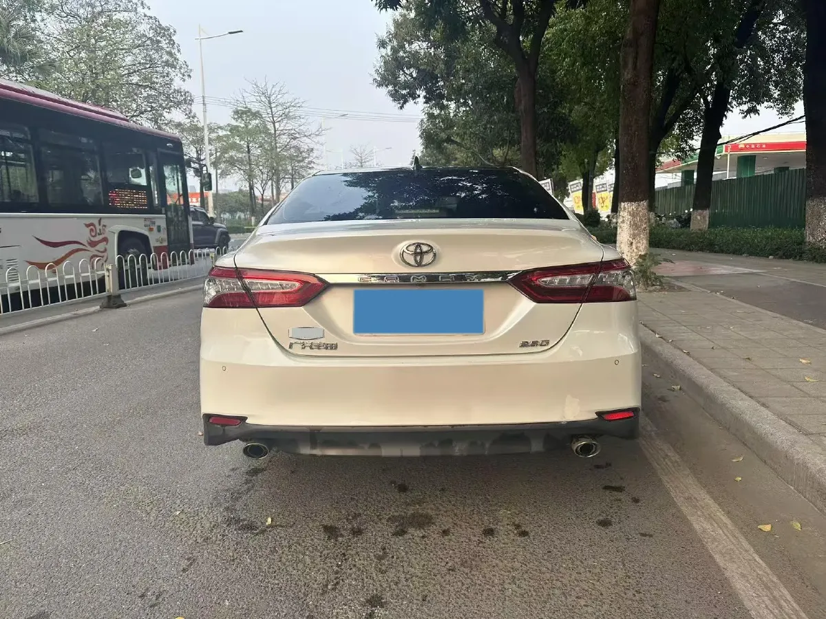 2021 Toyota Camry 2.5L 209HP L4 8AT,autocango,china used car exporter,china ev exporter,chinese used car exporter,chinese used ev exporter