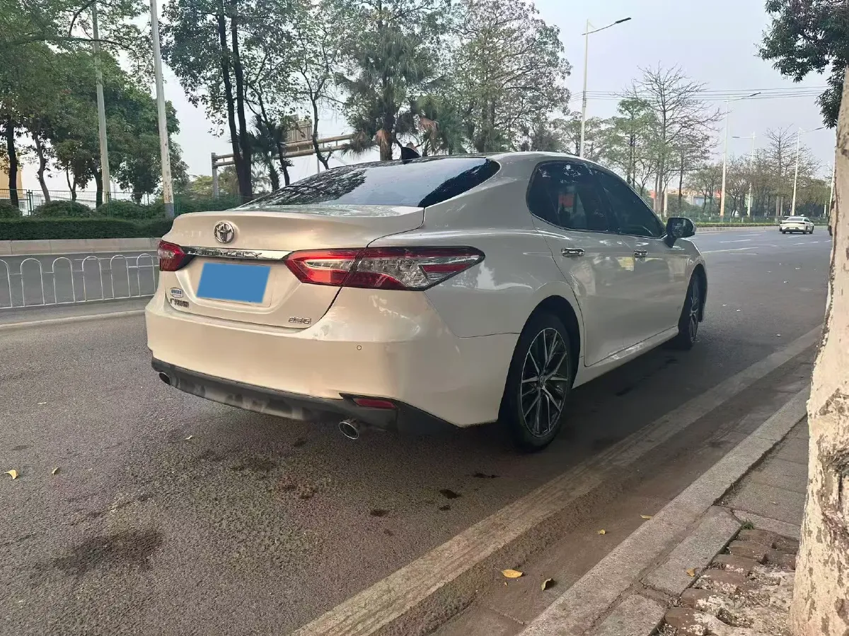 2021 Toyota Camry 2.5L 209HP L4 8AT,autocango,china used car exporter,china ev exporter,chinese used car exporter,chinese used ev exporter