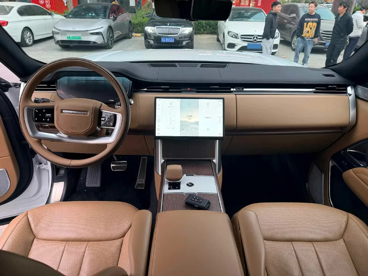 2025 Land Rover Range Rover 3.0T 400HP L6 8AT,autocango,china used car exporter,china ev exporter,chinese used car exporter,chinese used ev exporter