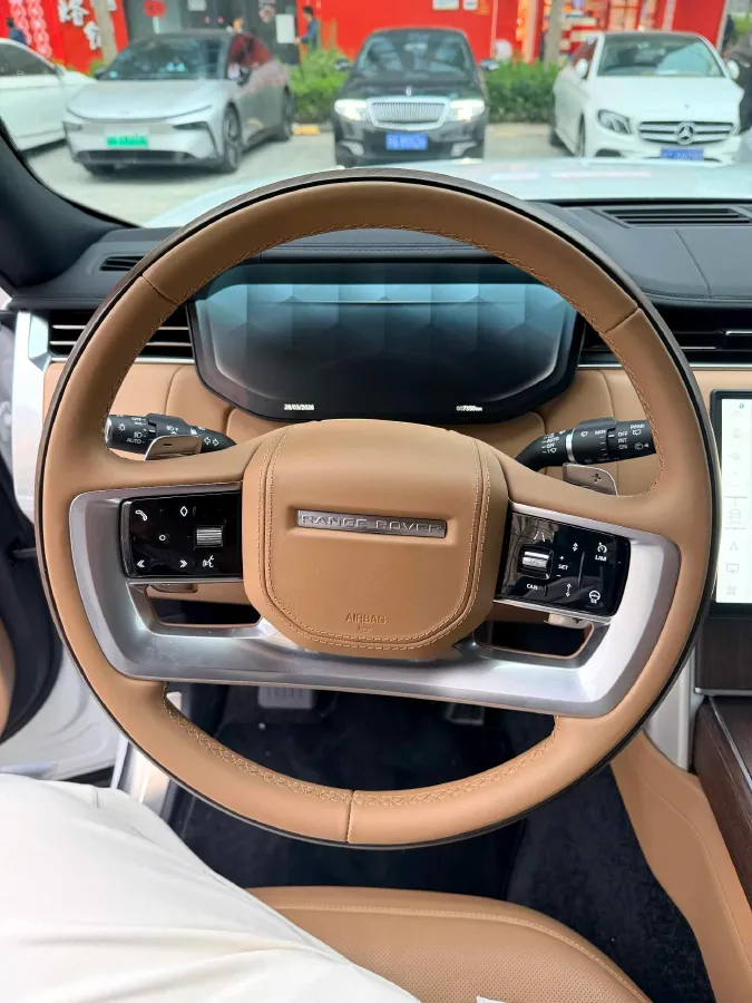 2025 Land Rover Range Rover 3.0T 400HP L6 8AT,autocango,china used car exporter,china ev exporter,chinese used car exporter,chinese used ev exporter