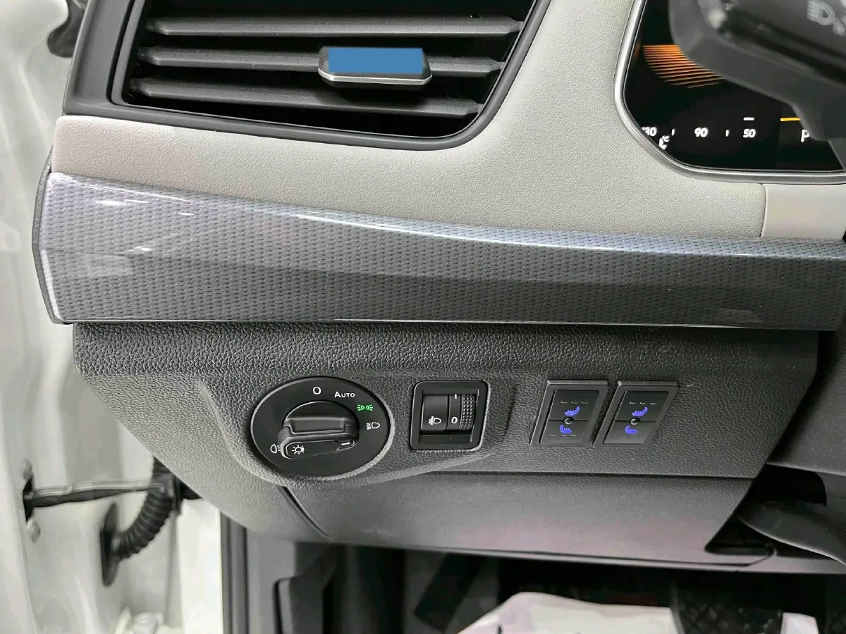 2023 Volkswagen Bora 1.5L 113HP L4 6AT,autocango,china used car exporter,china ev exporter,chinese used car exporter,chinese used ev exporter