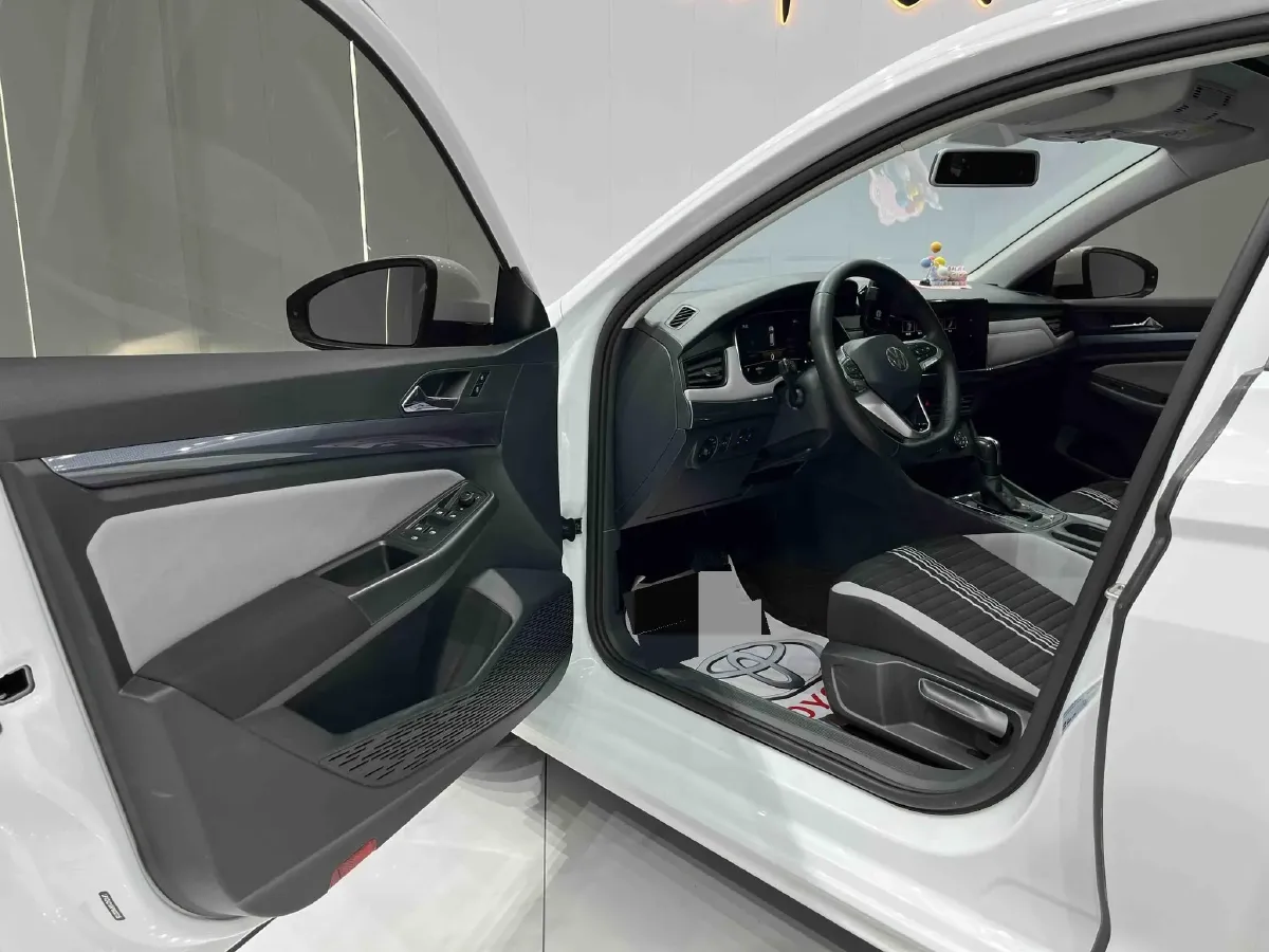 2023 Volkswagen Bora 1.5L 113HP L4 6AT,autocango,china used car exporter,china ev exporter,chinese used car exporter,chinese used ev exporter