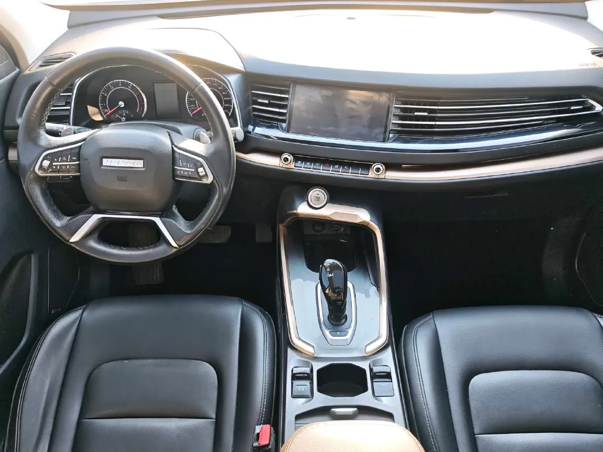 2020 Haval H6 1.5T 169HP L4 7DCT,autocango,china used car exporter,china ev exporter,chinese used car exporter,chinese used ev exporter