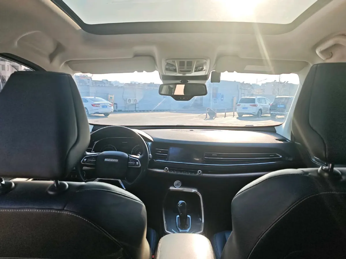 2020 Haval H6 1.5T 169HP L4 7DCT,autocango,china used car exporter,china ev exporter,chinese used car exporter,chinese used ev exporter