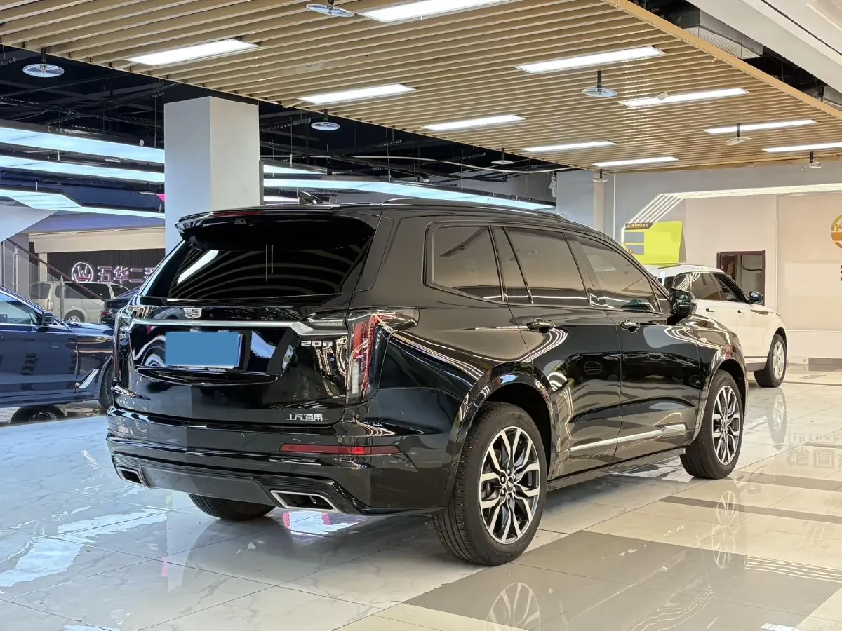 2022 Cadillac XT6 2.0T 237HP L4 9AT,autocango,china used car exporter,china ev exporter,chinese used car exporter,chinese used ev exporter