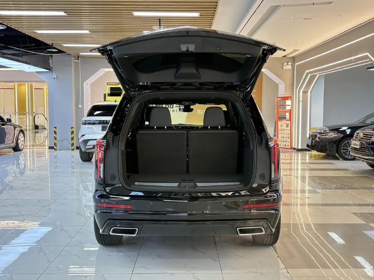 2022 Cadillac XT6 2.0T 237HP L4 9AT,autocango,china used car exporter,china ev exporter,chinese used car exporter,chinese used ev exporter