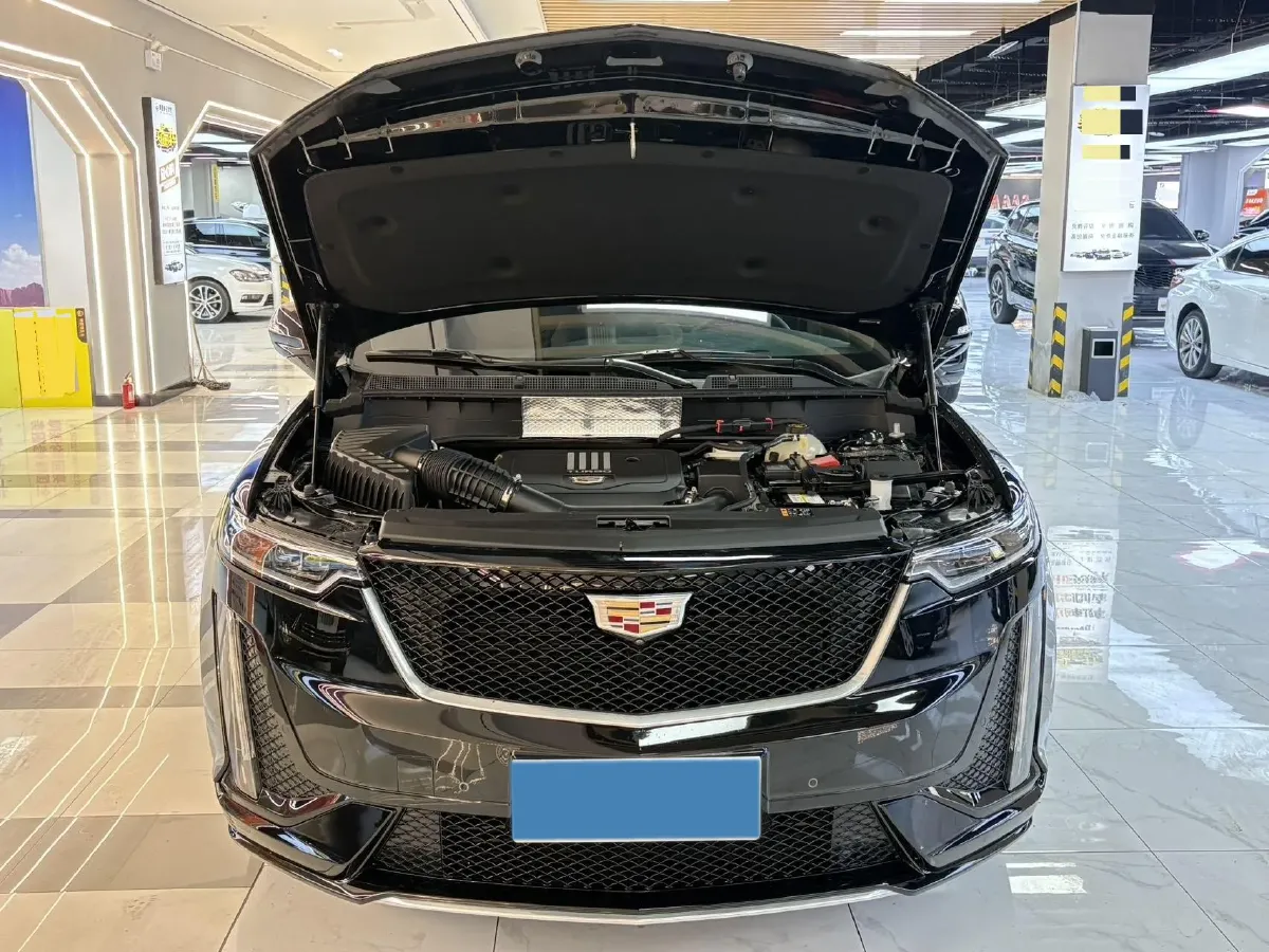 2022 Cadillac XT6 2.0T 237HP L4 9AT,autocango,china used car exporter,china ev exporter,chinese used car exporter,chinese used ev exporter