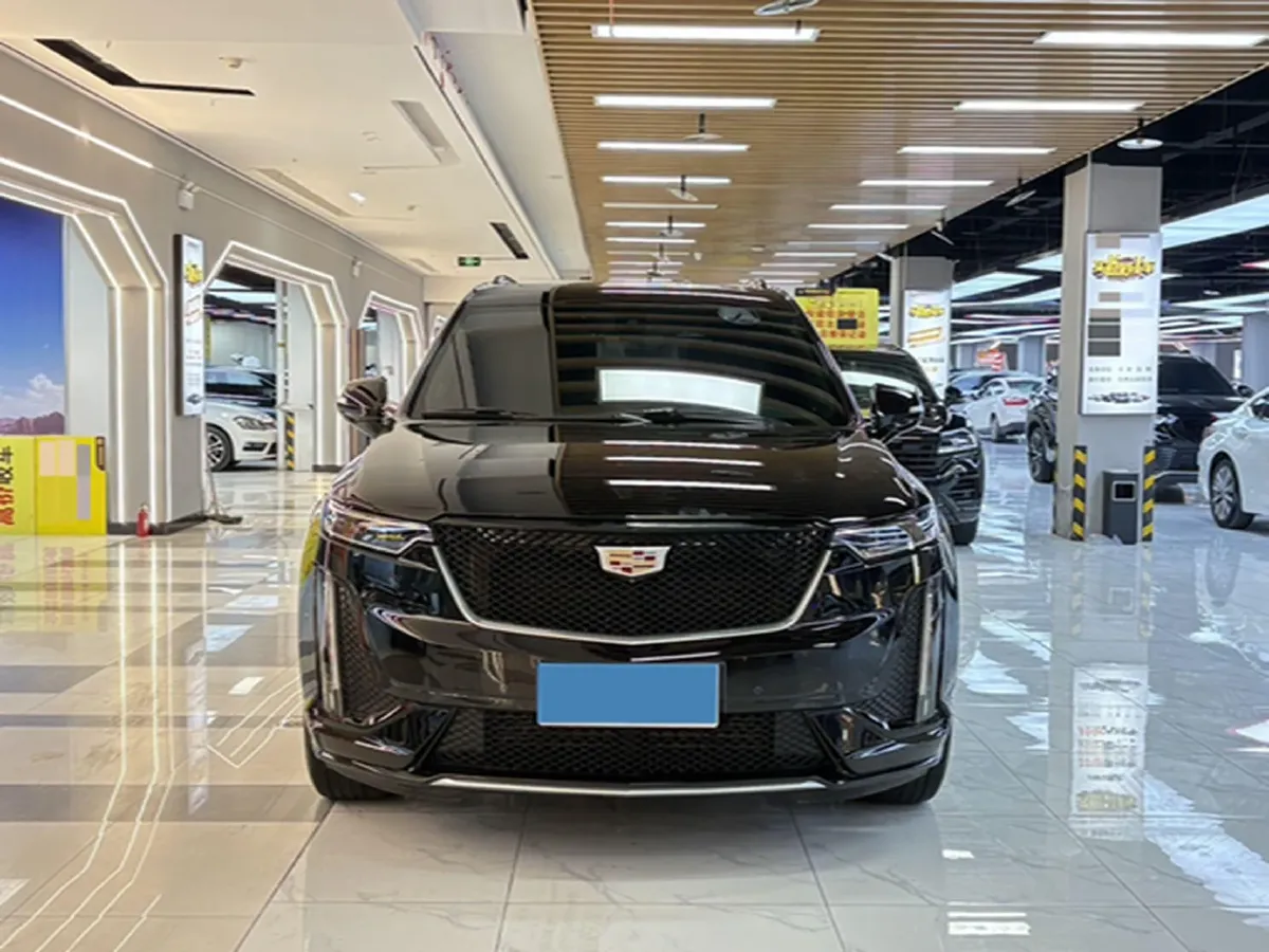 2022 Cadillac XT6 2.0T 237HP L4 9AT,autocango,china used car exporter,china ev exporter,chinese used car exporter,chinese used ev exporter