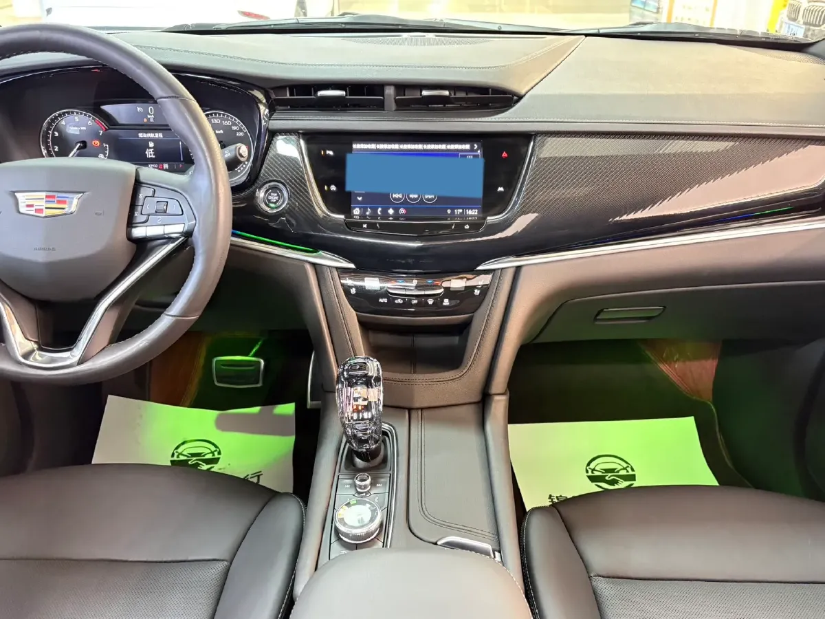 2022 Cadillac XT6 2.0T 237HP L4 9AT,autocango,china used car exporter,china ev exporter,chinese used car exporter,chinese used ev exporter