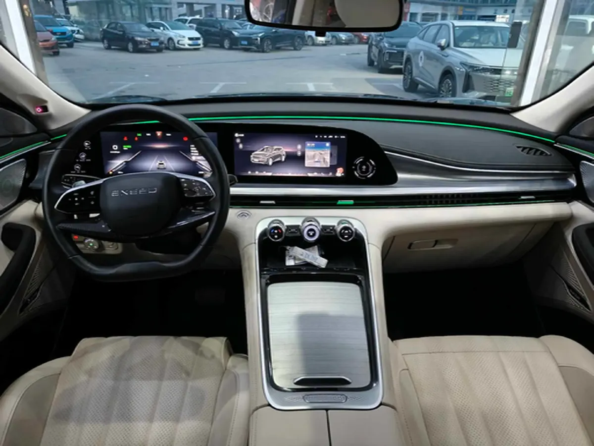 2023 Exceed TXL 2.0T 261HP L4 7DCT,autocango,china used car exporter,china ev exporter,chinese used car exporter,chinese used ev exporter