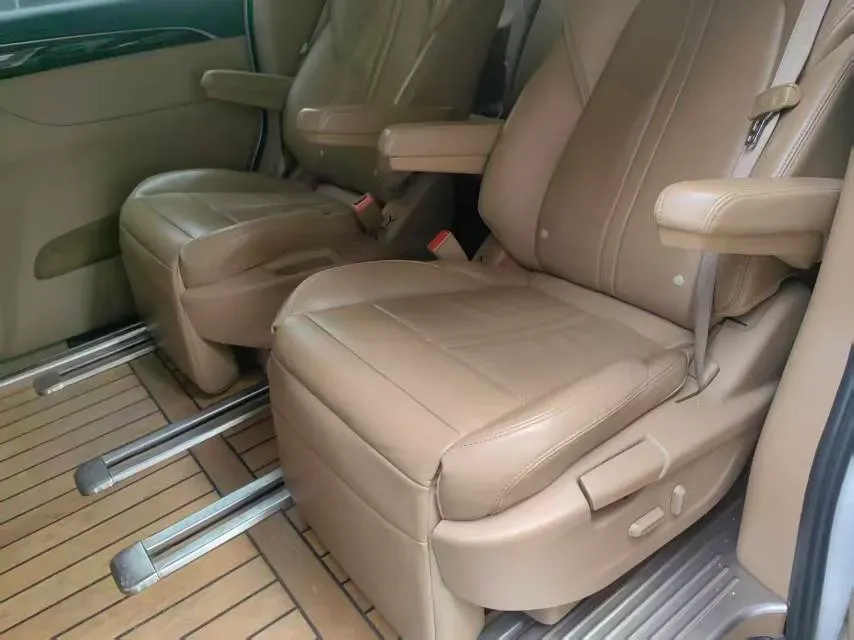 2018 Buick GL8 2.0T 260HP L4 6AT,autocango,china used car exporter,china ev exporter,chinese used car exporter,chinese used ev exporter