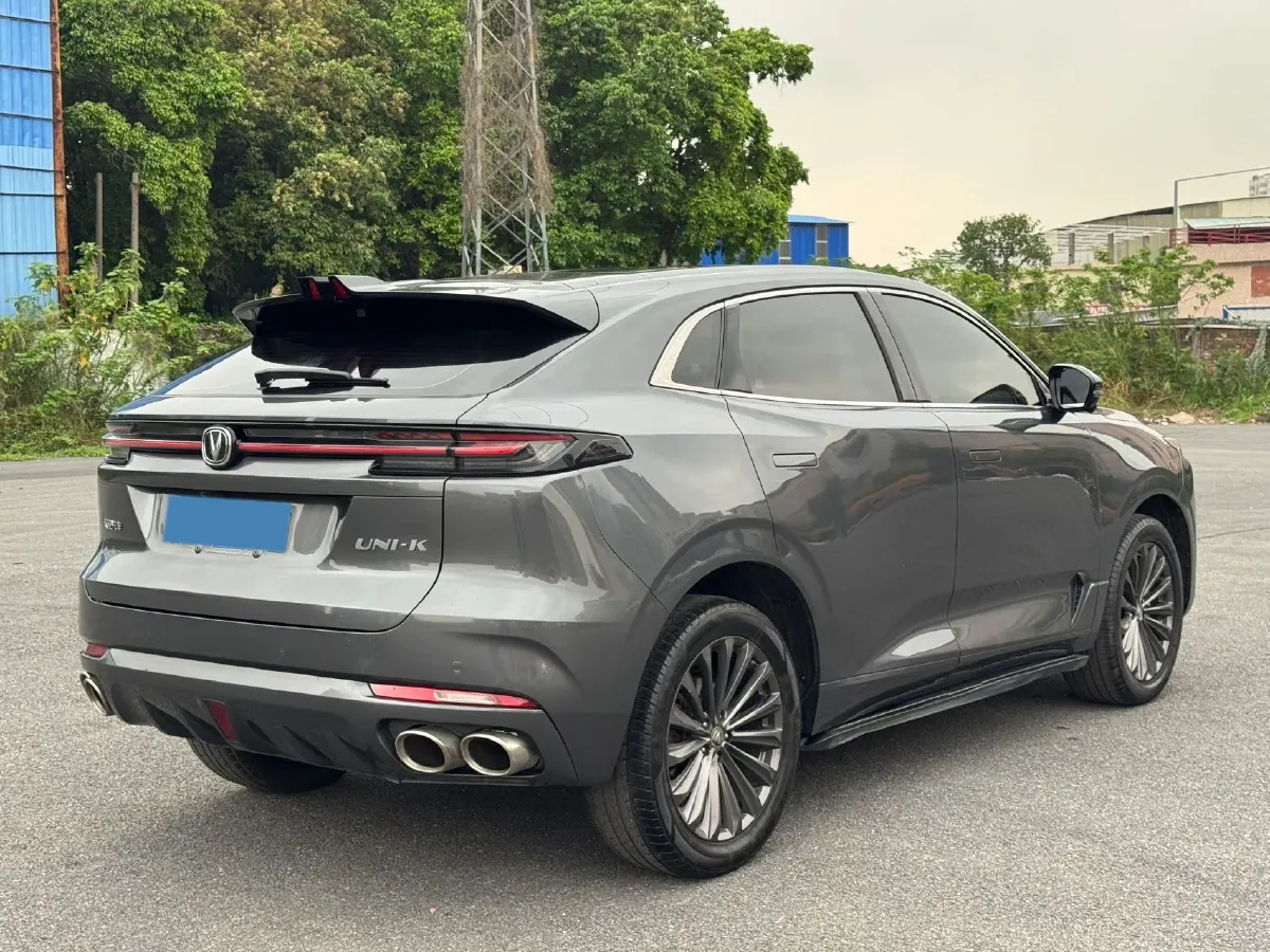 2021 ChangAn UNI-K 2.0T 233HP L4 8AT,autocango,china used car exporter,china ev exporter,chinese used car exporter,chinese used ev exporter