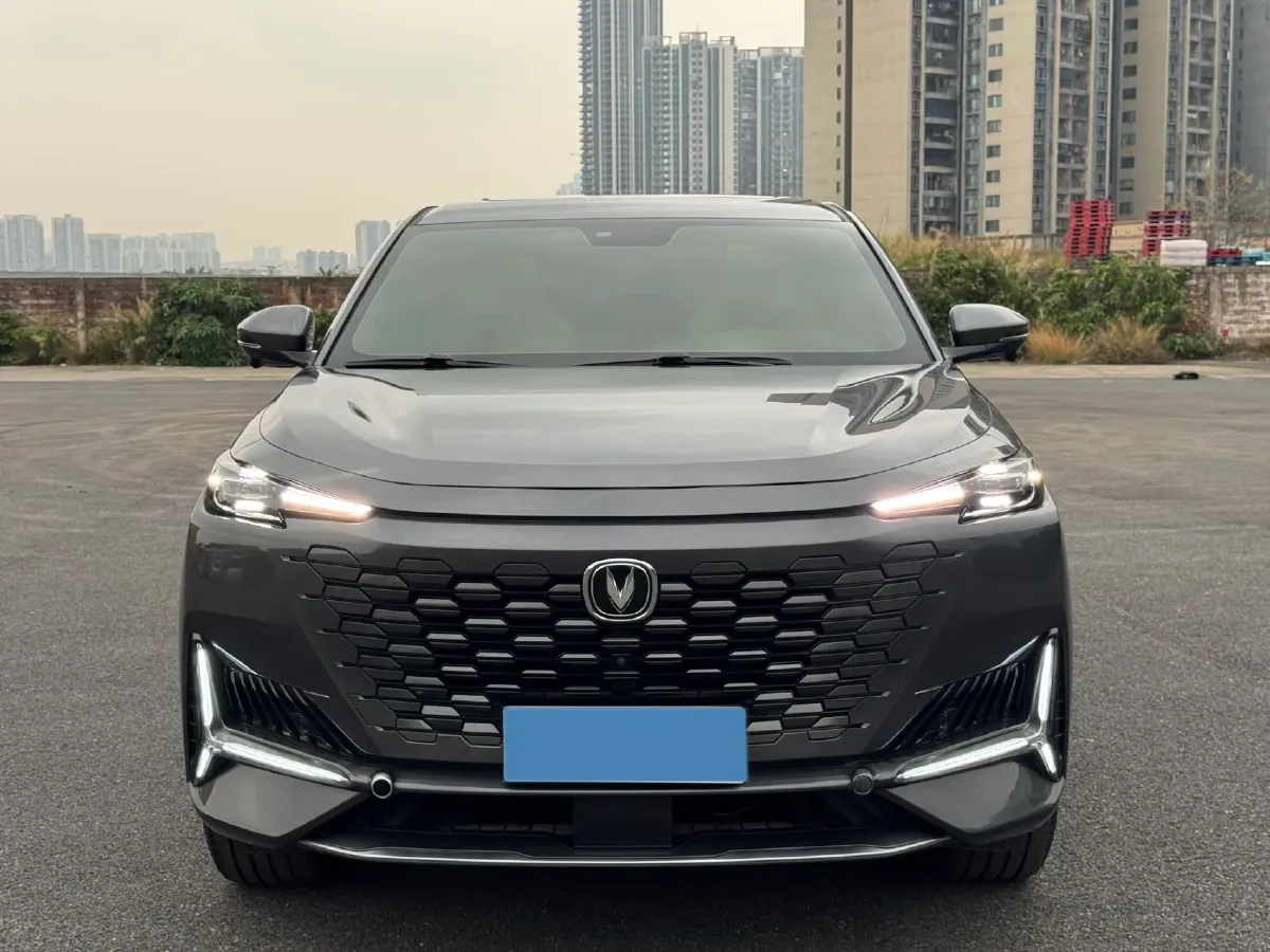 2021 ChangAn UNI-K 2.0T 233HP L4 8AT,autocango,china used car exporter,china ev exporter,chinese used car exporter,chinese used ev exporter