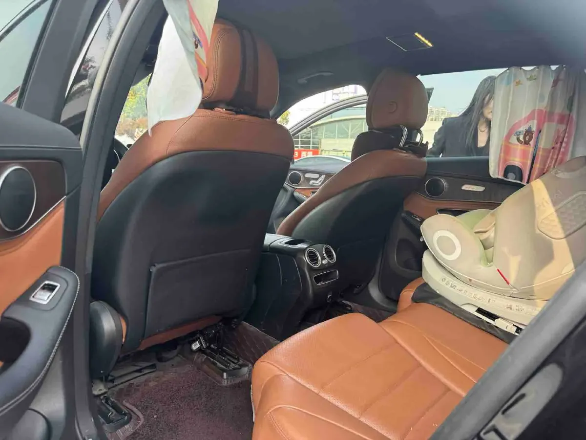 2020 Mercedes-Benz GLC Class 2.0T 197HP L4 9AT,autocango,china used car exporter,china ev exporter,chinese used car exporter,chinese used ev exporter