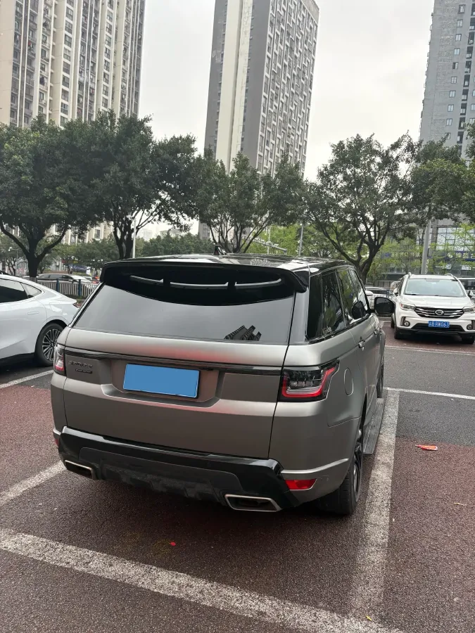 2022 Land Rover Range Rover Sport 3.0T 400HP L6 8AT,autocango,china used car exporter,china ev exporter,chinese used car exporter,chinese used ev exporter