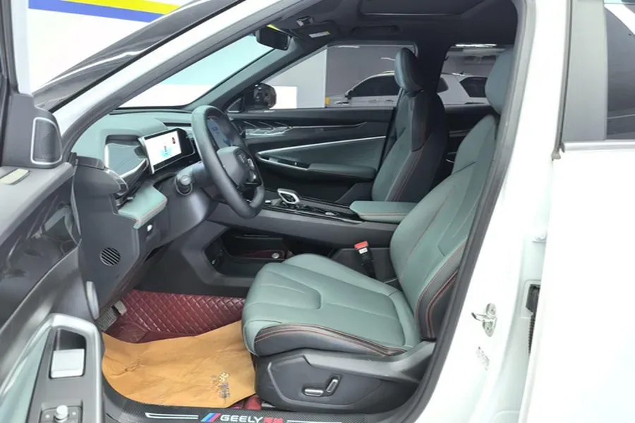 2024 Geely Azkarra 1.5T 181HP L4 7DCT,autocango,china used car exporter,china ev exporter,chinese used car exporter,chinese used ev exporter