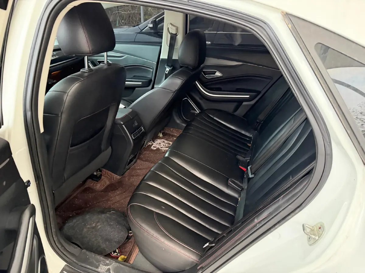 2019 BeiJing Auto U7 1.5T 150HP L4 CVT,autocango,china used car exporter,china ev exporter,chinese used car exporter,chinese used ev exporter