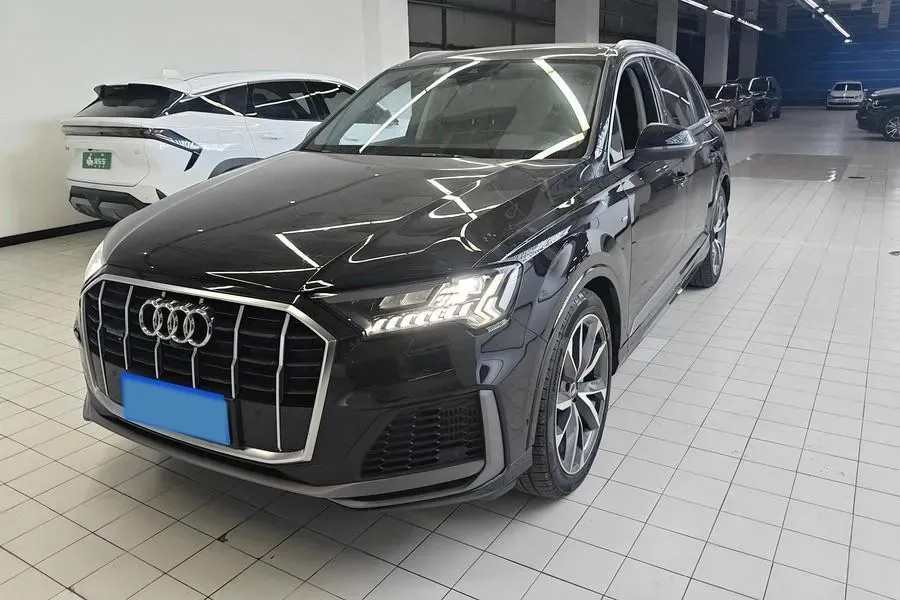 2021 Audi Q7 3.0T 340HP V6 8AT,autocango,china used car exporter,china ev exporter,chinese used car exporter,chinese used ev exporter