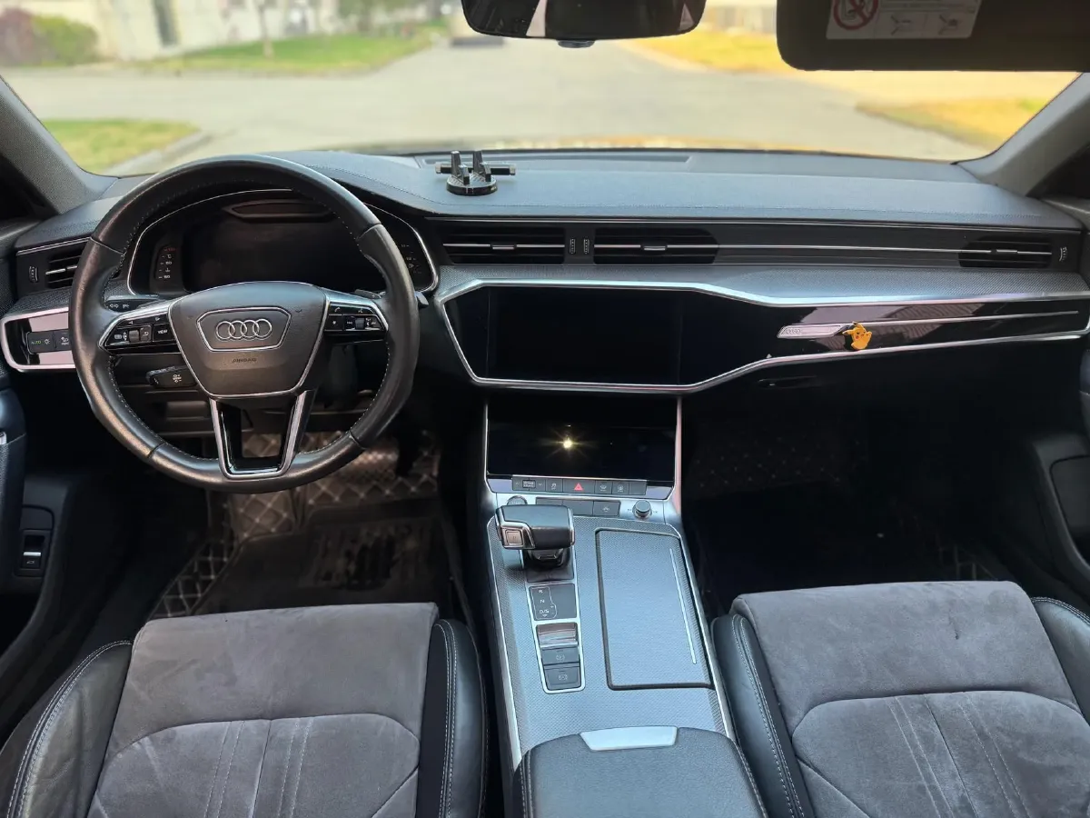 2019 Mercedes-Benz E Class 1.5T 184HP L4 9AT,autocango,china used car exporter,china ev exporter,chinese used car exporter,chinese used ev exporter