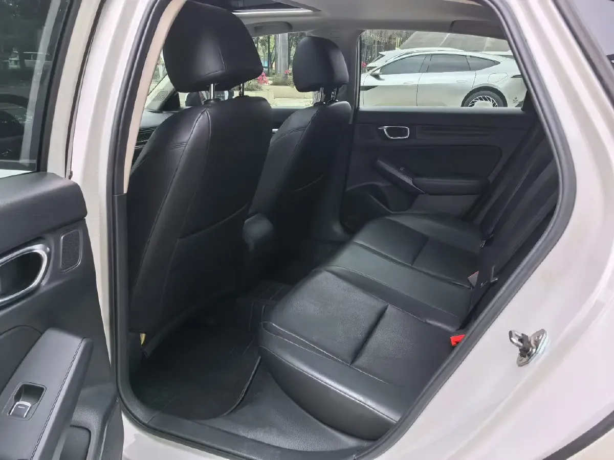 2023 Honda Civic 1.5T 182HP L4 CVT,autocango,china used car exporter,china ev exporter,chinese used car exporter,chinese used ev exporter