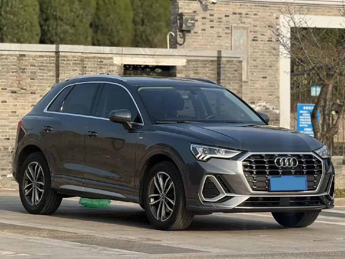 2020 Audi Q3 1.4T 150HP L4 7DCT,autocango,china used car exporter,china ev exporter,chinese used car exporter,chinese used ev exporter