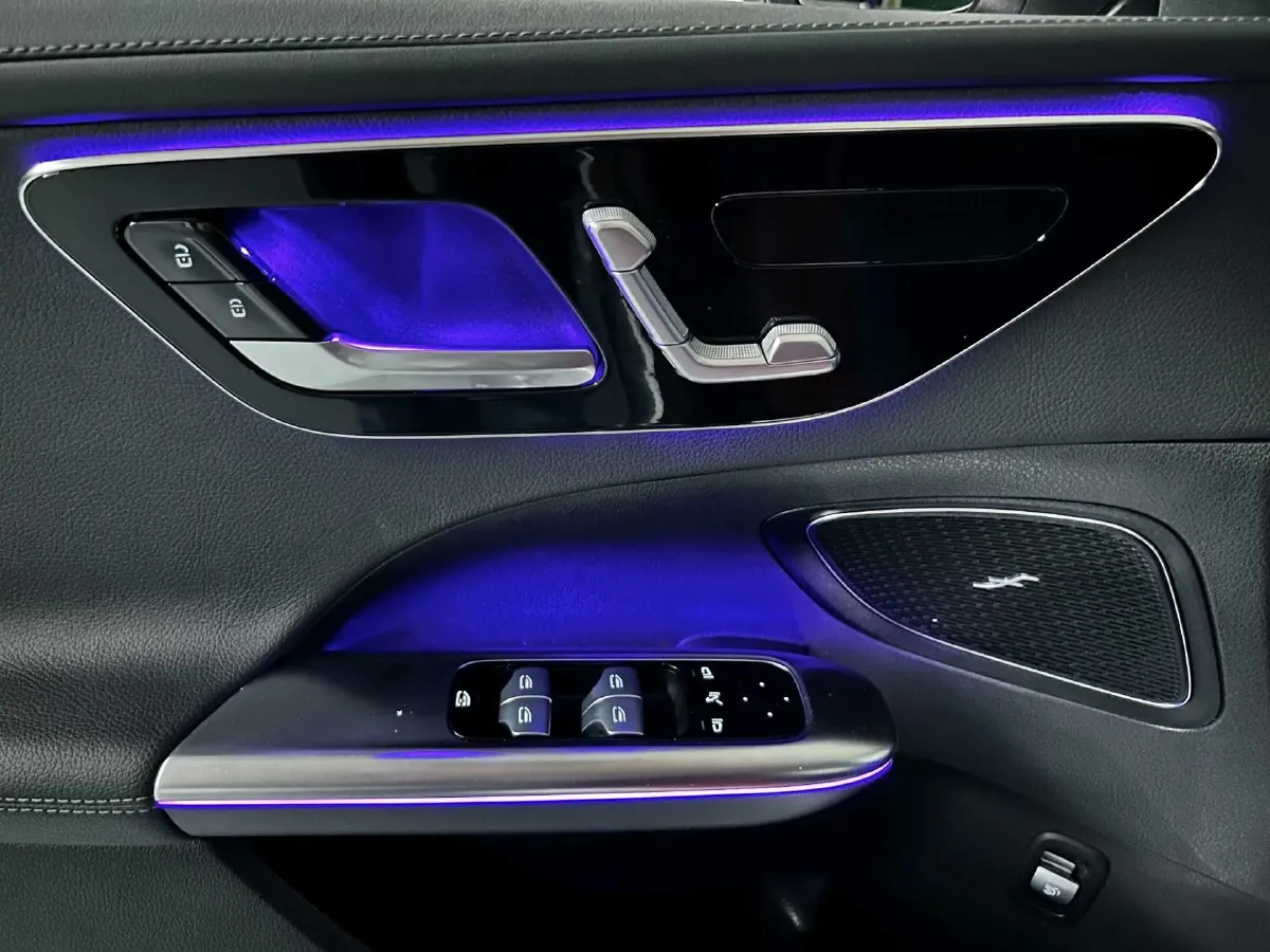 2022 Mercedes-Benz C Class 1.5T 204HP L4 9AT,autocango,china used car exporter,china ev exporter,chinese used car exporter,chinese used ev exporter