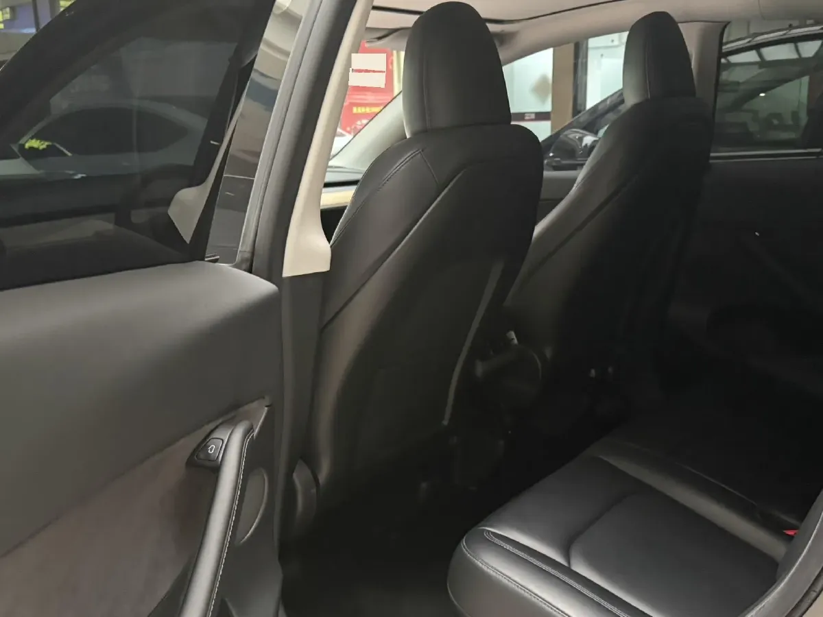 2022 Tesla Model Y BEV 60KWH,autocango,china used car exporter,china ev exporter,chinese used car exporter,chinese used ev exporter