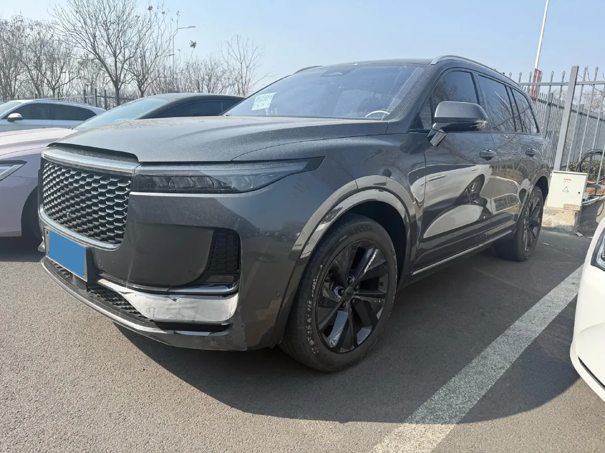 2021 Li ONE Range Extended 131HP REEV 40.5KWH,autocango,china used car exporter,china ev exporter,chinese used car exporter,chinese used ev exporter