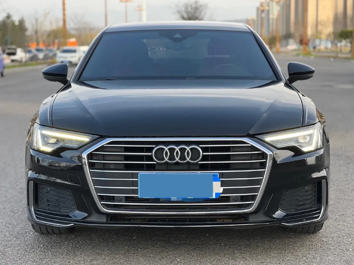 2020 Audi A6L 2.0T 190HP L4 7DCT,autocango,china used car exporter,china ev exporter,chinese used car exporter,chinese used ev exporter