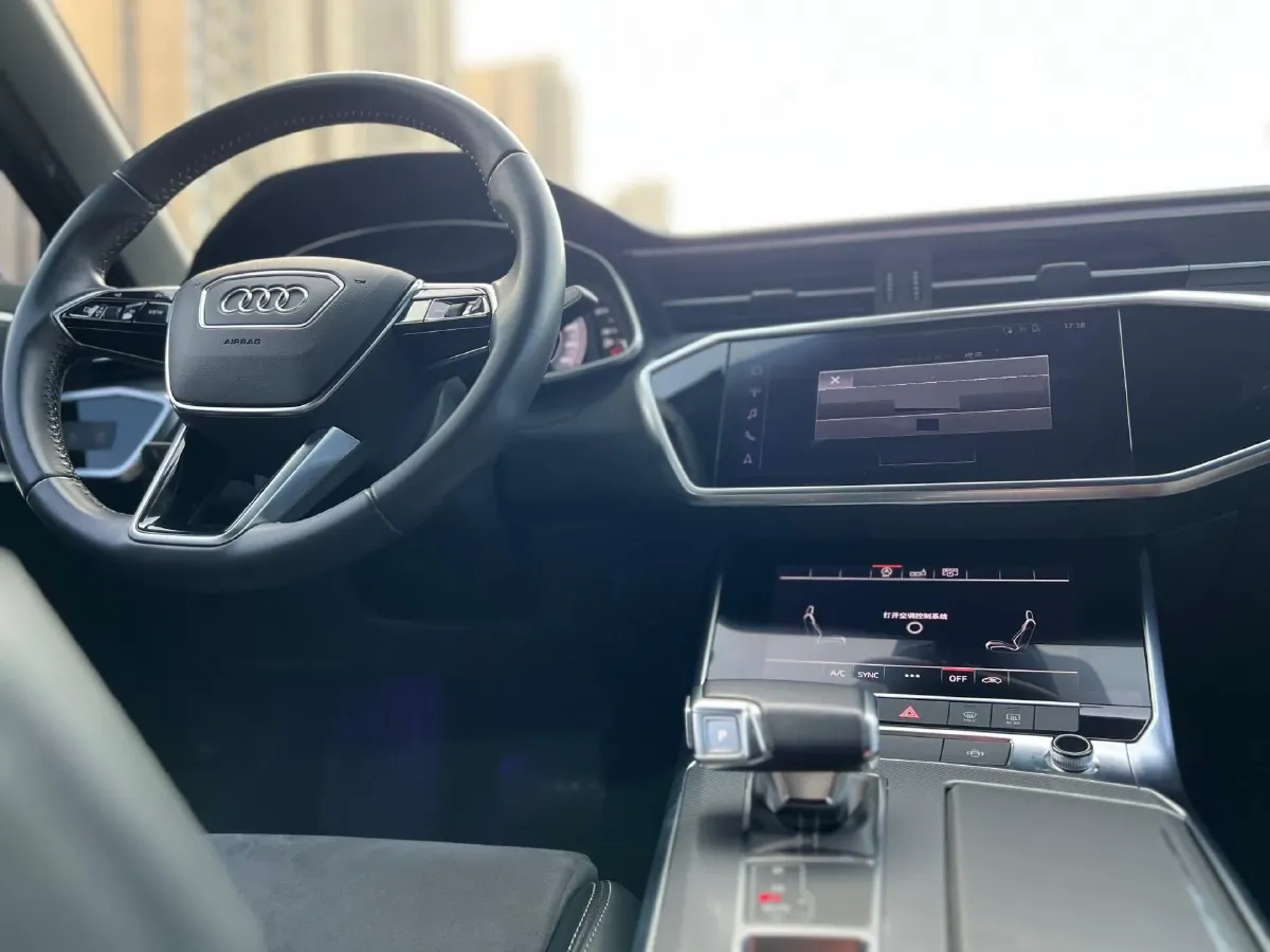 2020 Audi A6L 2.0T 190HP L4 7DCT,autocango,china used car exporter,china ev exporter,chinese used car exporter,chinese used ev exporter