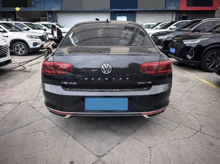 2020 Volkswagen Magotan 2.0T 186HP L4 7DCT,autocango,china used car exporter,china ev exporter,chinese used car exporter,chinese used ev exporter