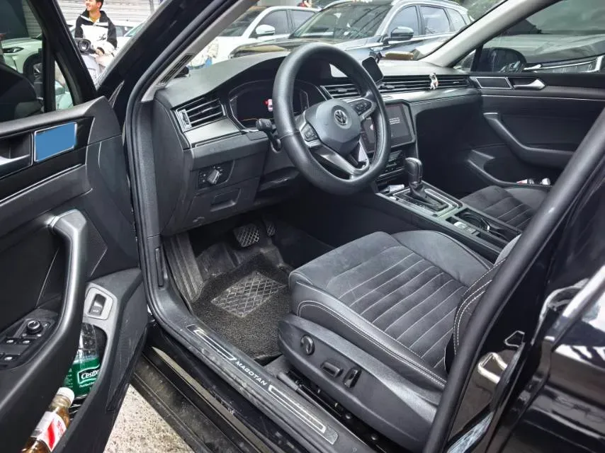 2020 Volkswagen Magotan 2.0T 186HP L4 7DCT,autocango,china used car exporter,china ev exporter,chinese used car exporter,chinese used ev exporter
