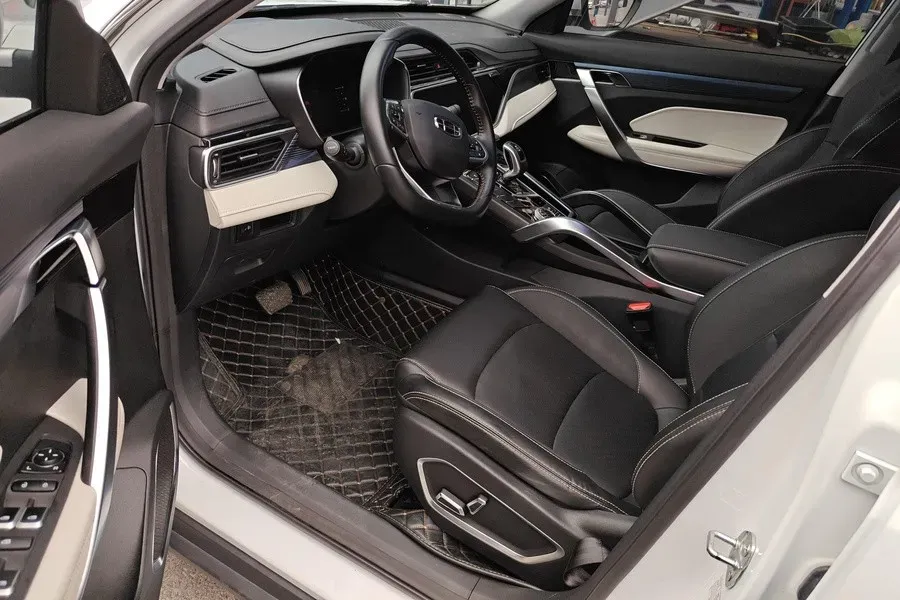 2022 Geely Azkarra 1.8T 184HP L4 7DCT,autocango,china used car exporter,china ev exporter,chinese used car exporter,chinese used ev exporter