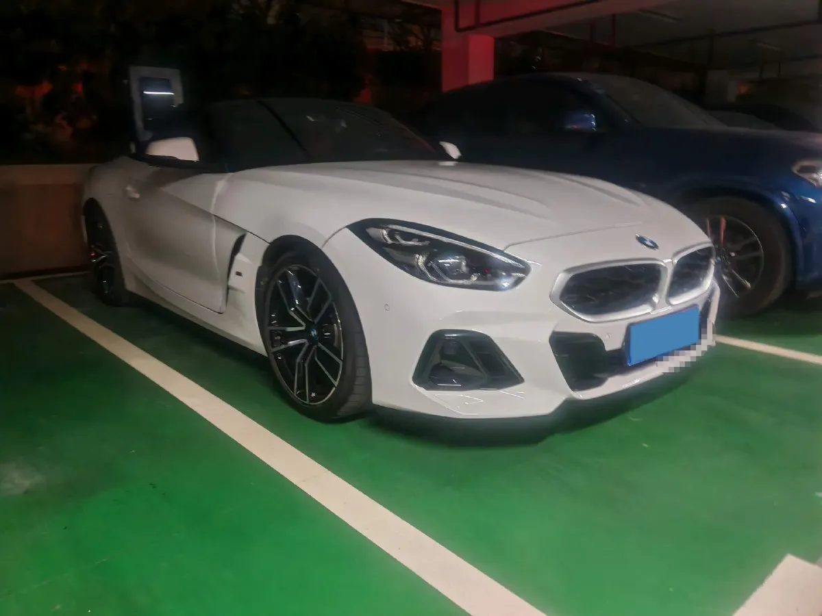 2023 BMW Z4 2.0T 197HP L4 8AT,autocango,china used car exporter,china ev exporter,chinese used car exporter,chinese used ev exporter