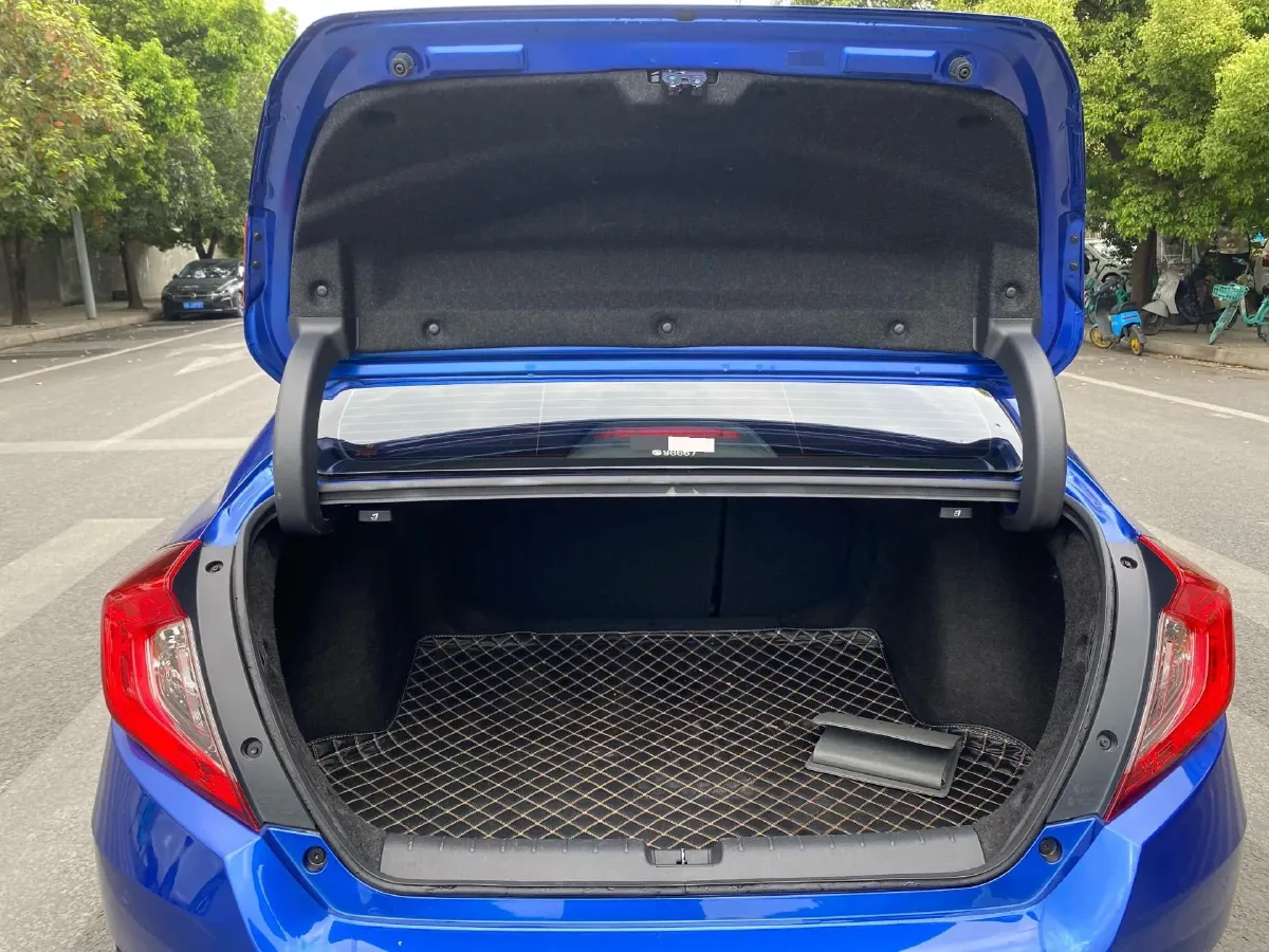 2019 Honda Civic 1.5T 177HP L4 CVT,autocango,china used car exporter,china ev exporter,chinese used car exporter,chinese used ev exporter