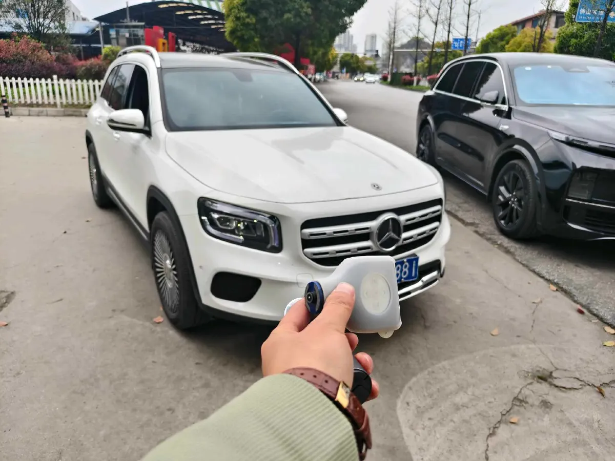2023 Mercedes-Benz GLB Class 2.0T 190HP L4 8DCT,autocango,china used car exporter,china ev exporter,chinese used car exporter,chinese used ev exporter