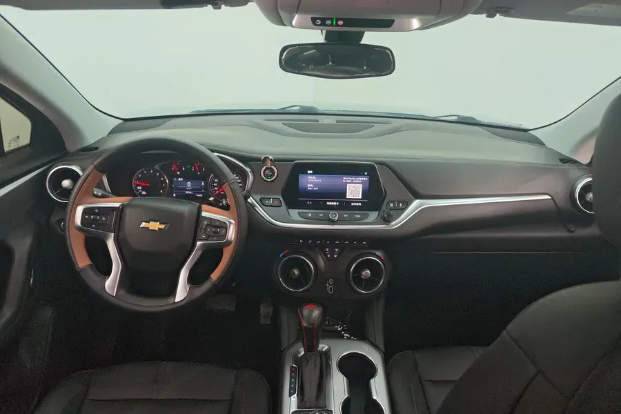 2020 Chevrolet Blazer 2.0T 237HP L4 9AT,autocango,china used car exporter,china ev exporter,chinese used car exporter,chinese used ev exporter