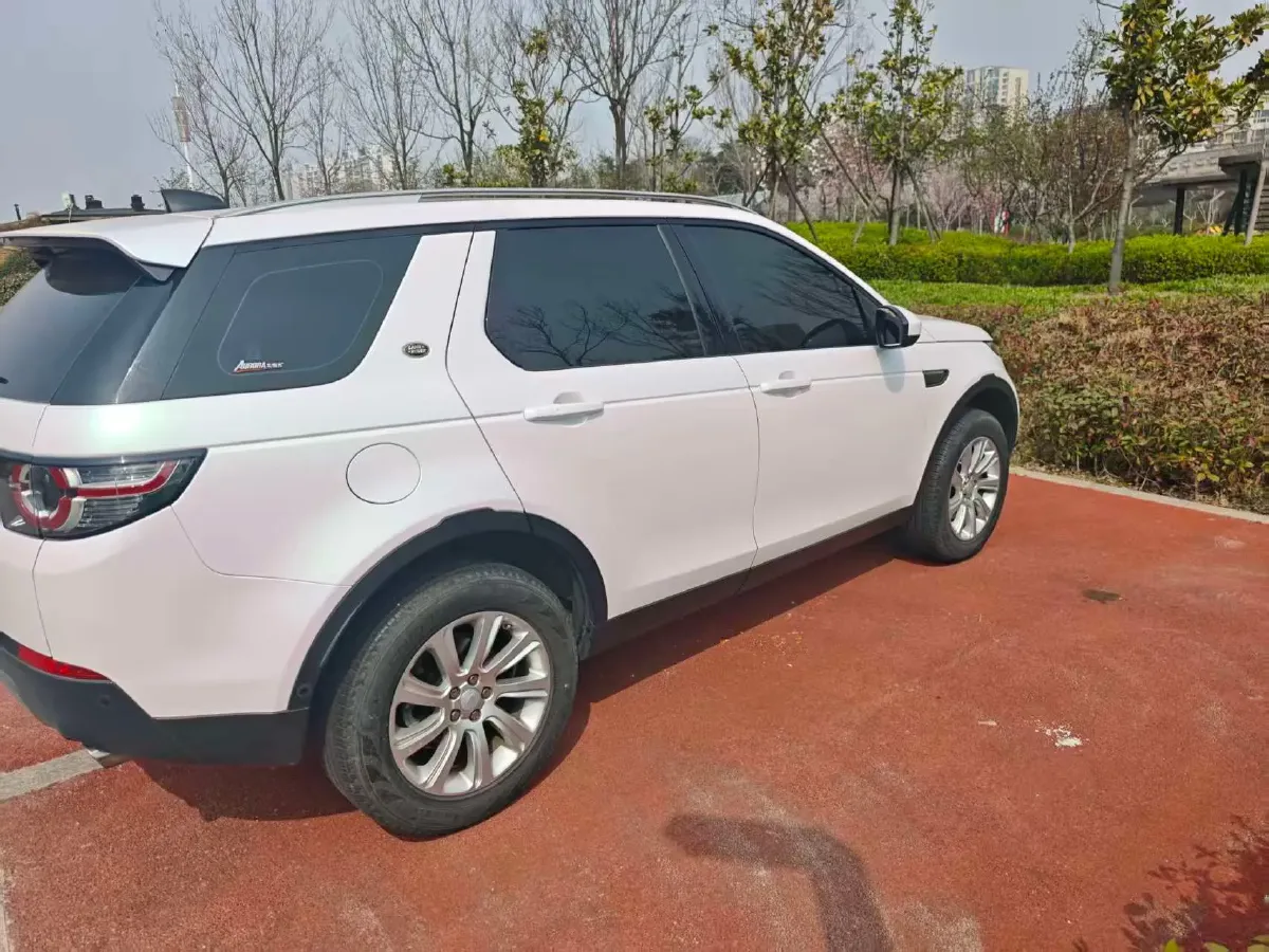 2018 Land Rover Discovery Sport 2.0T 241HP L4 9AT,autocango,china used car exporter,china ev exporter,chinese used car exporter,chinese used ev exporter
