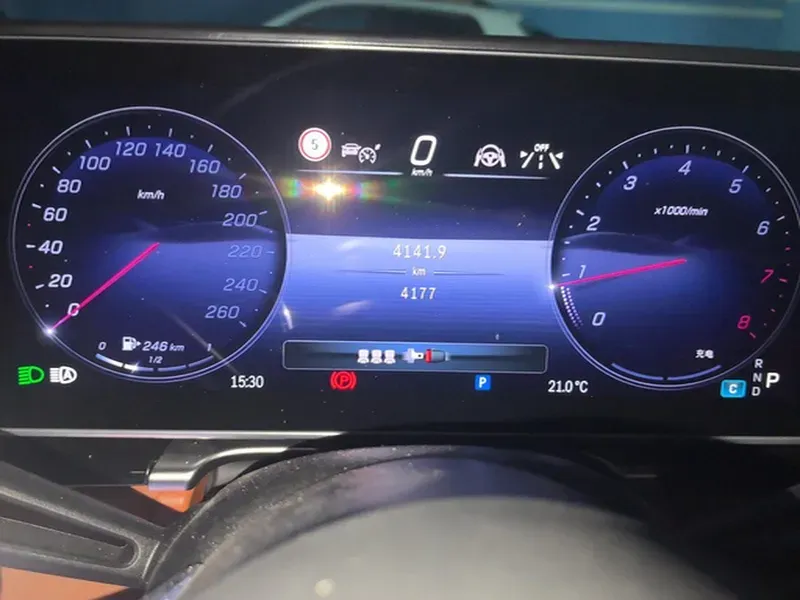 2025 Mercedes-Benz S Class 2.5T 313HP L6 9AT,autocango,china used car exporter,china ev exporter,chinese used car exporter,chinese used ev exporter