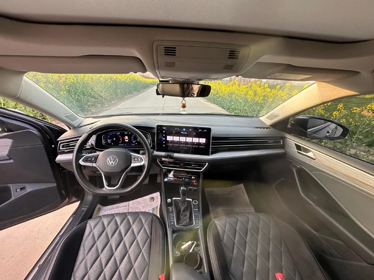 2023 Volkswagen Sagitar 1.5T 160HP L4 7DCT,autocango,china used car exporter,china ev exporter,chinese used car exporter,chinese used ev exporter