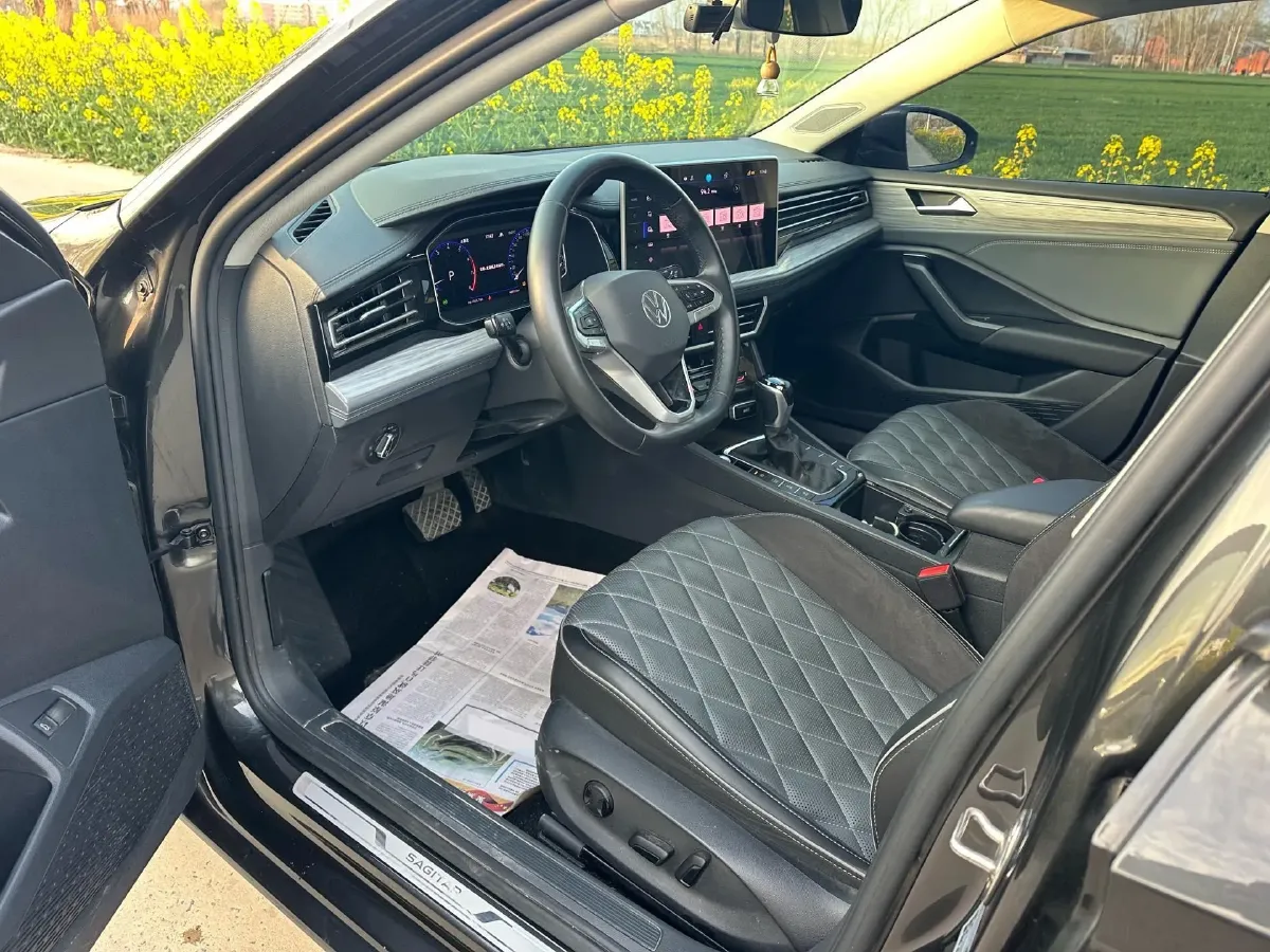 2023 Volkswagen Sagitar 1.5T 160HP L4 7DCT,autocango,china used car exporter,china ev exporter,chinese used car exporter,chinese used ev exporter