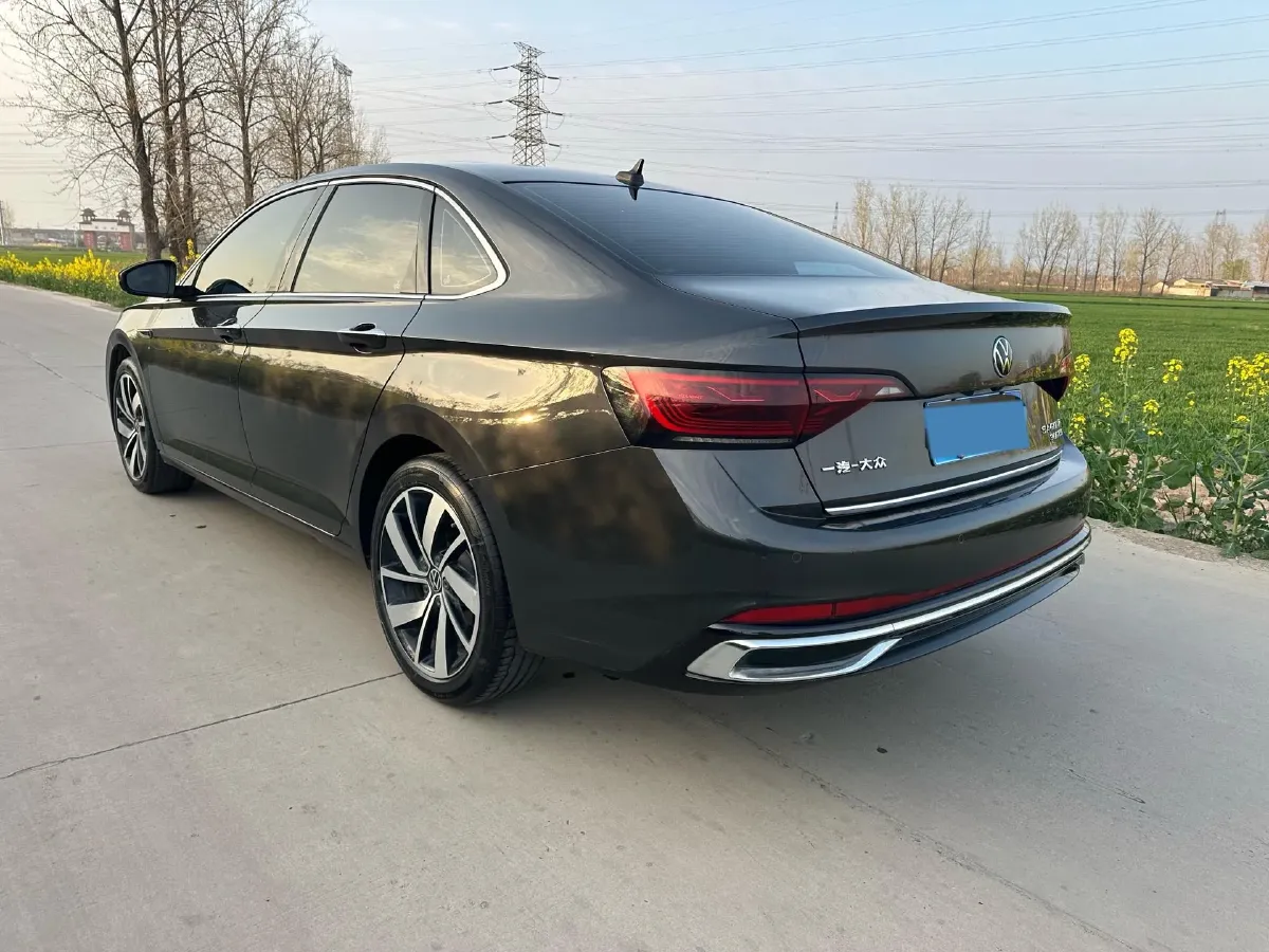 2023 Volkswagen Sagitar 1.5T 160HP L4 7DCT,autocango,china used car exporter,china ev exporter,chinese used car exporter,chinese used ev exporter