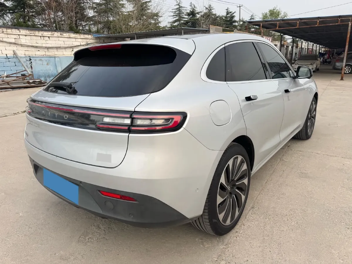 2022 Isuzu Mu-X 2.0T 220HP L4 8AT,autocango,china used car exporter,china ev exporter,chinese used car exporter,chinese used ev exporter