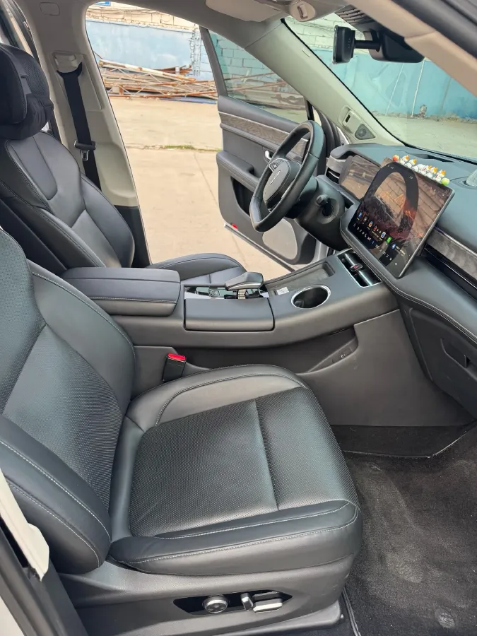 2022 Isuzu Mu-X 2.0T 220HP L4 8AT,autocango,china used car exporter,china ev exporter,chinese used car exporter,chinese used ev exporter