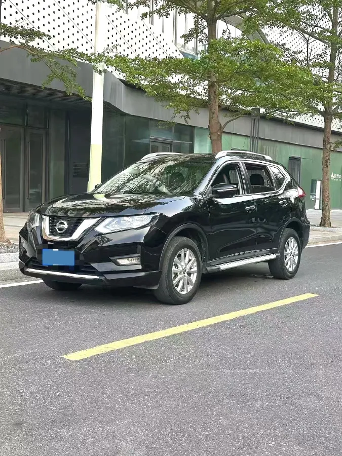 2019 Nissan X-Trail 2.0L 154HP L4 CVT,autocango,china used car exporter,china ev exporter,chinese used car exporter,chinese used ev exporter