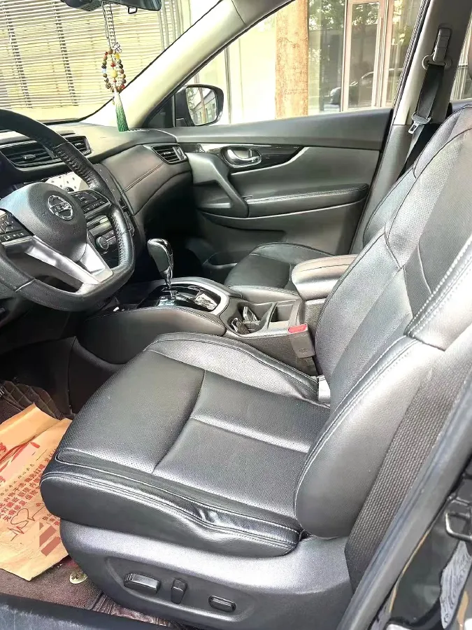 2019 Nissan X-Trail 2.0L 154HP L4 CVT,autocango,china used car exporter,china ev exporter,chinese used car exporter,chinese used ev exporter
